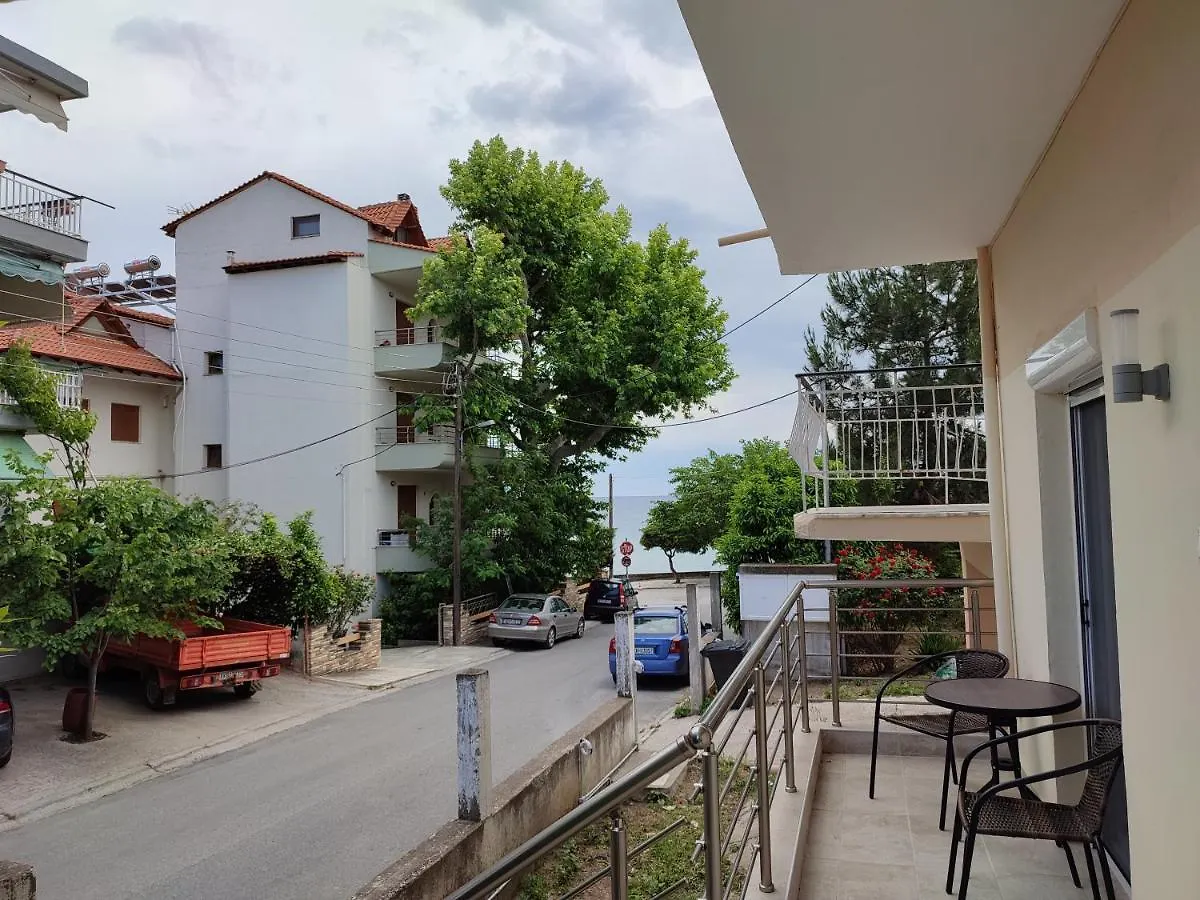 Estrella Rooms Nea Kallikrateia 0*,  Greece