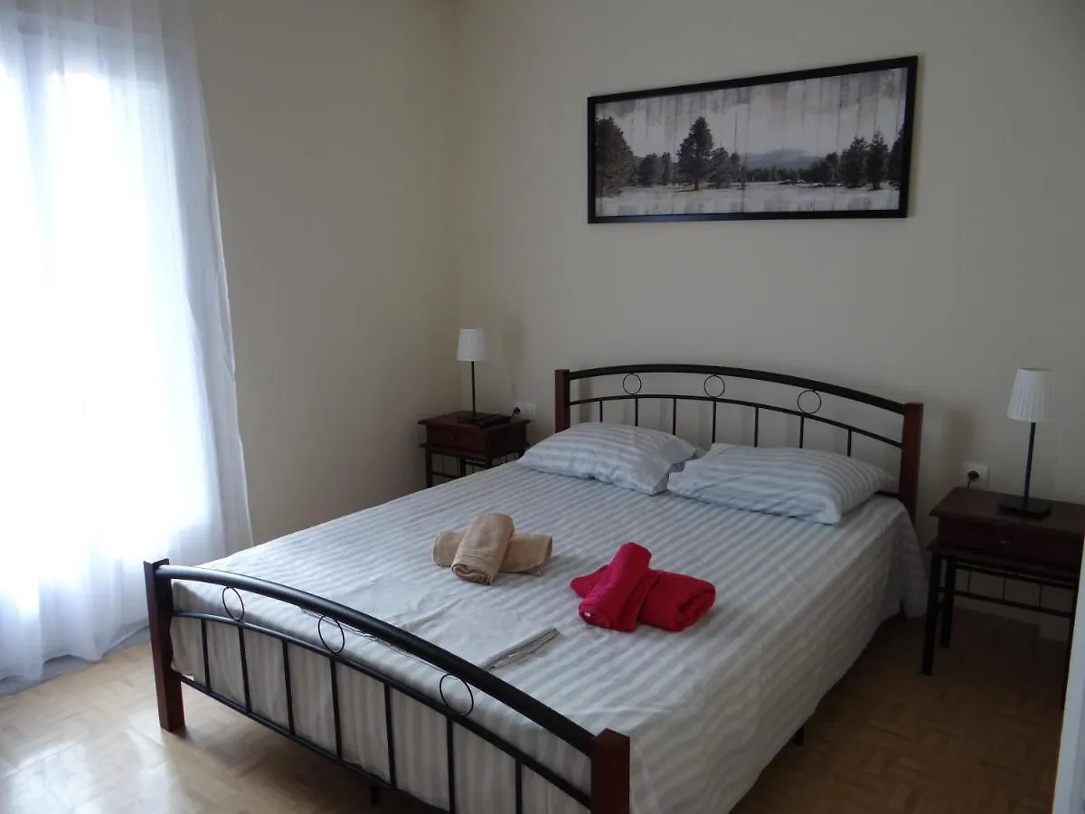 Estrella Rooms Nea Kallikrateia 0*,